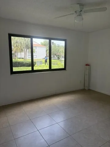 2ND ROOM