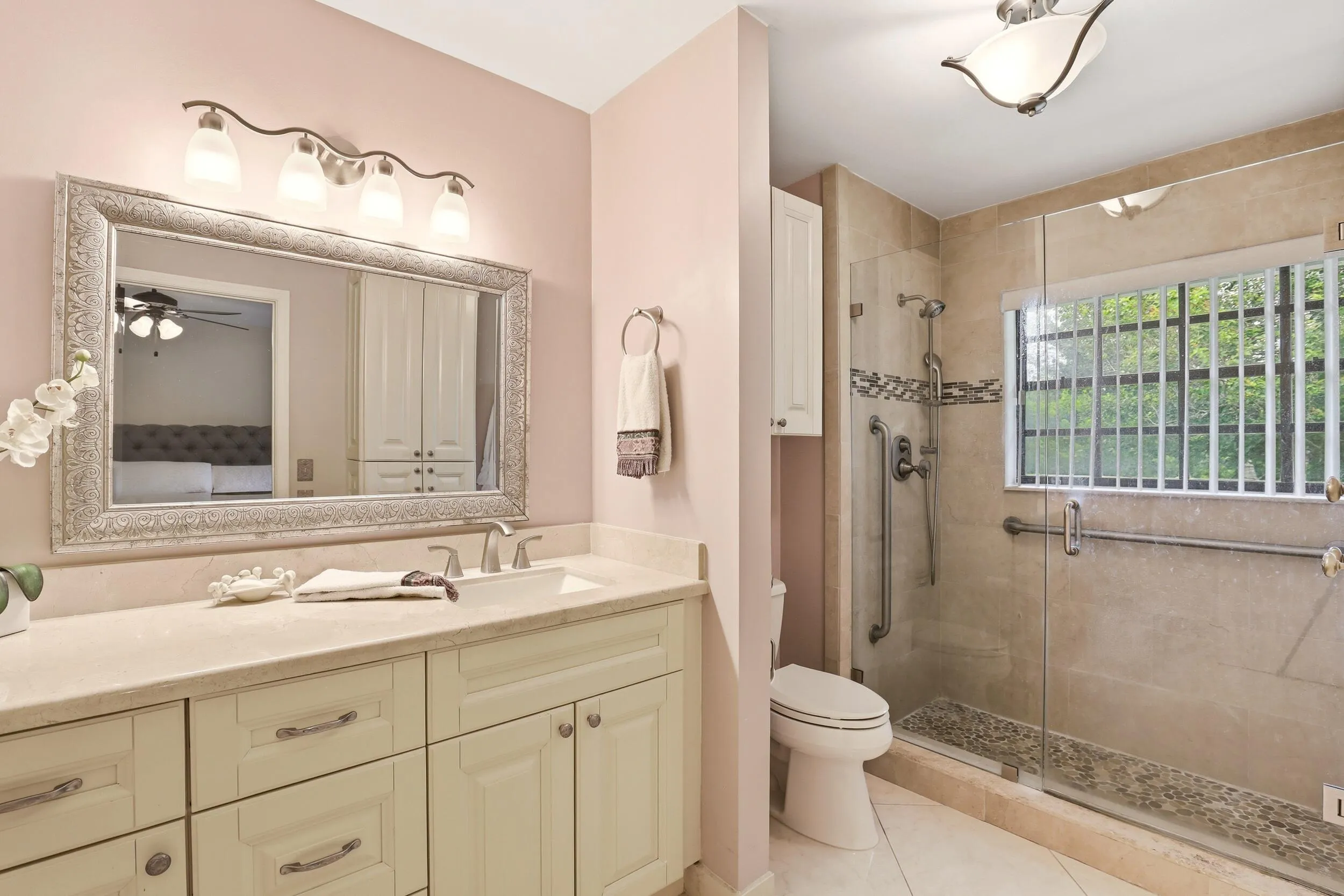 WALK IN SHOWER