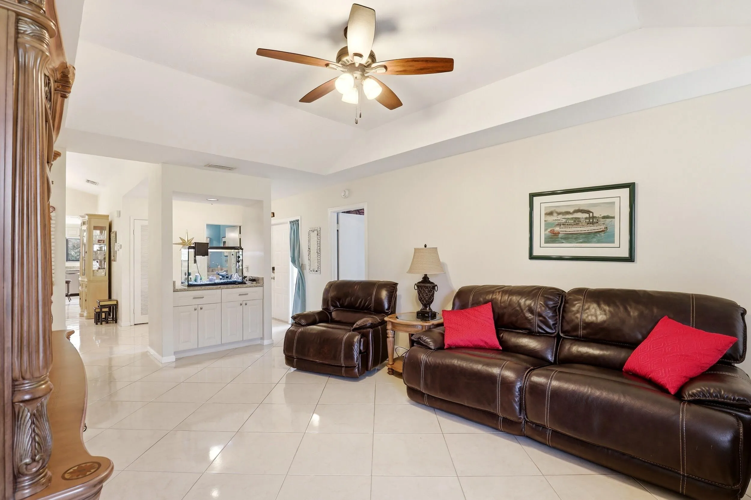 OPEN TO GREAT ROOM