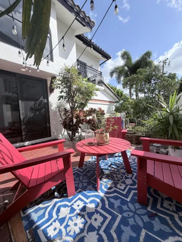 HERB GARDEN SITTING AREA