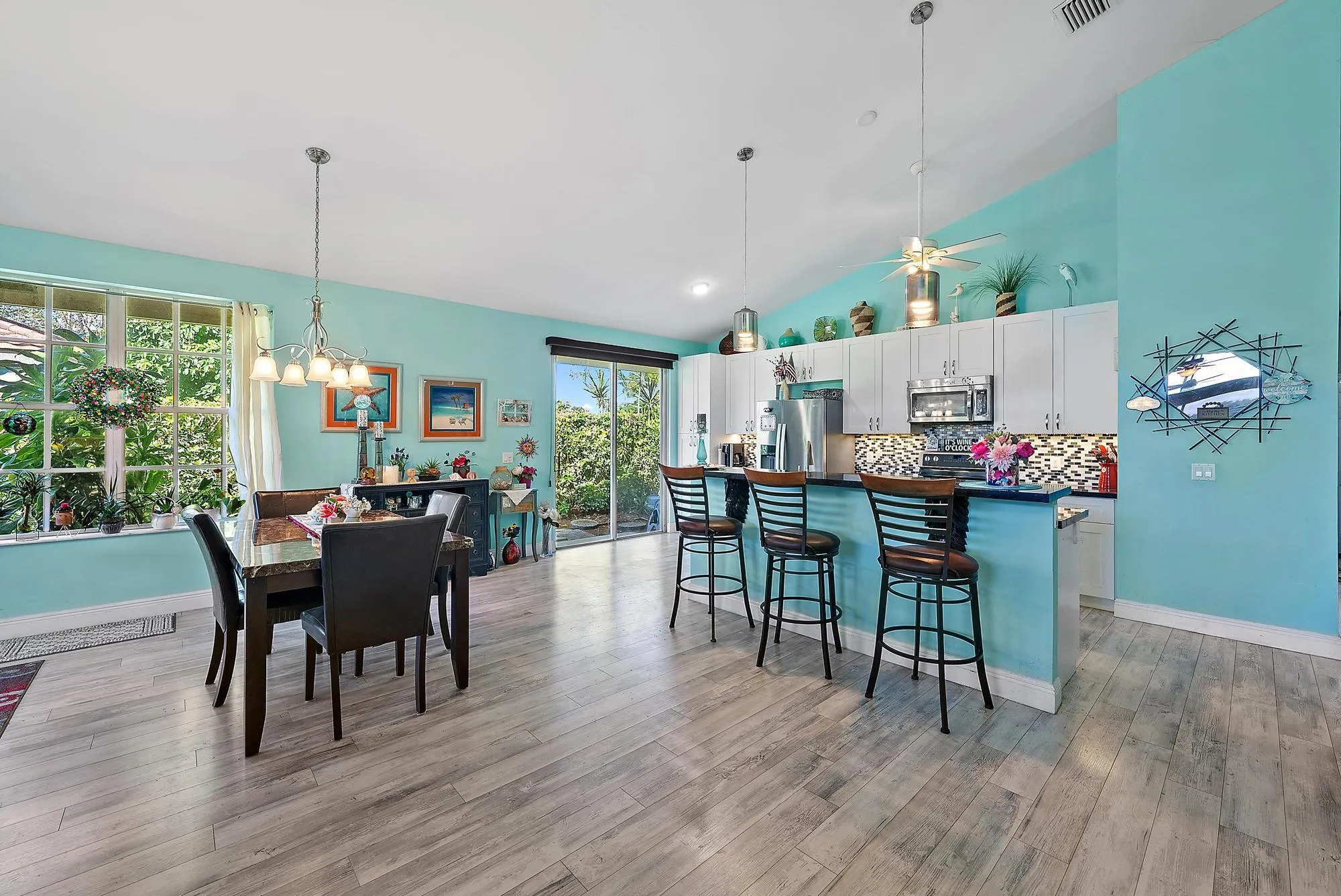 Kitchen/Dining
