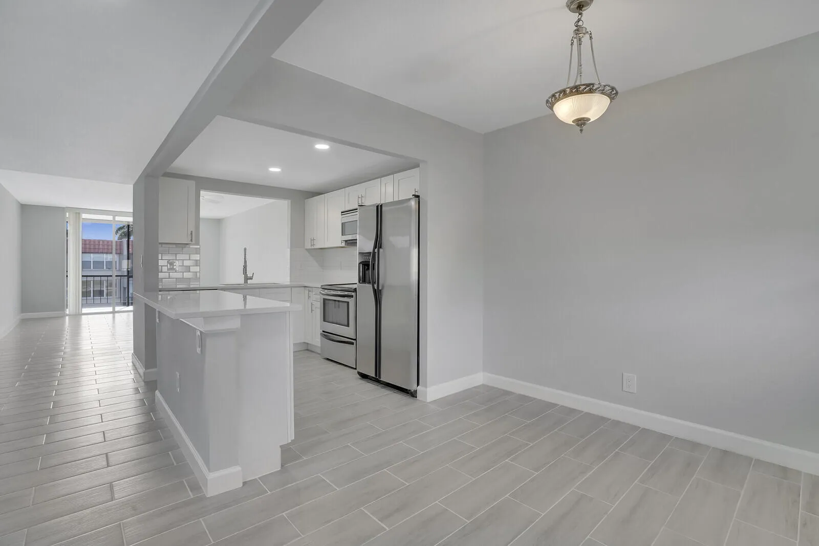 Dining Area/Kitchen