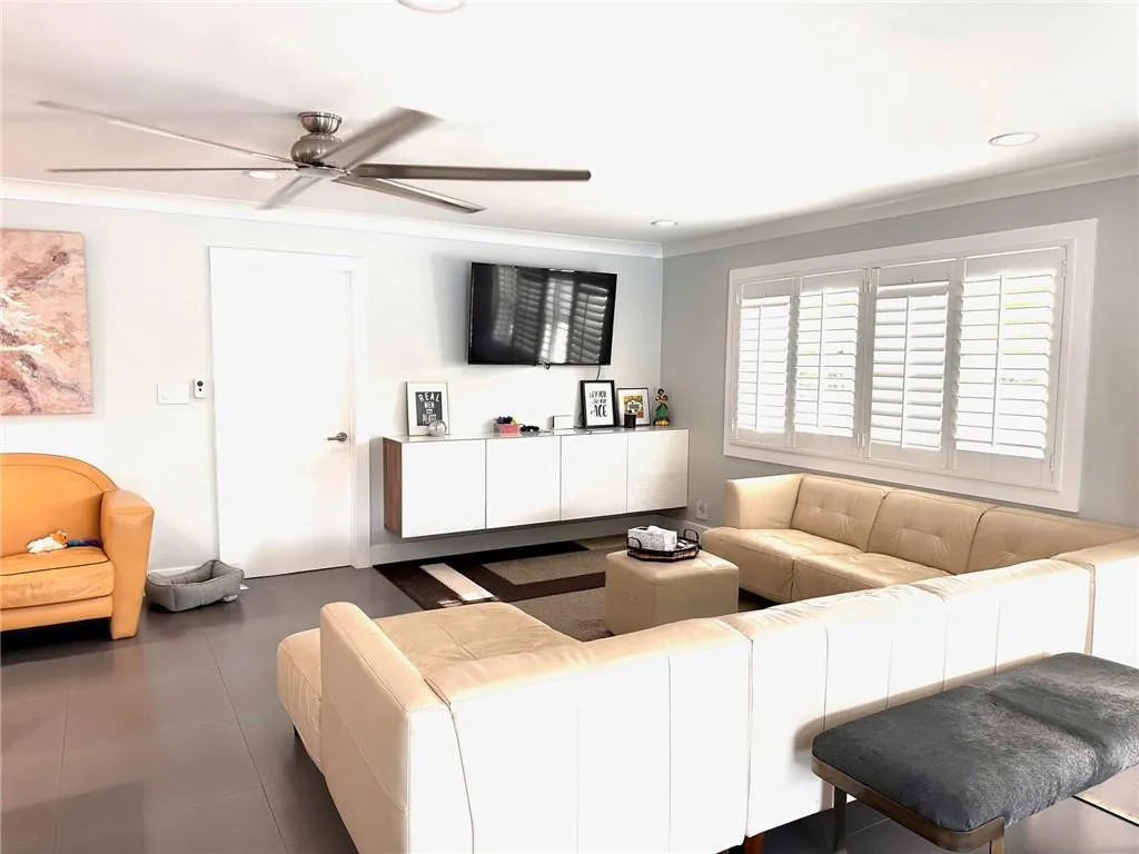 Sectional Sofa that is presently in property