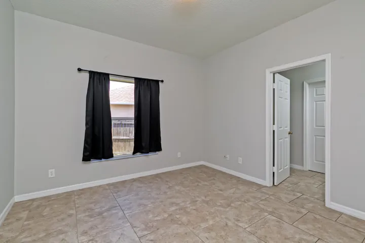 232Aldoro-23