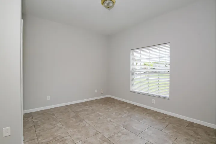 232Aldoro-20