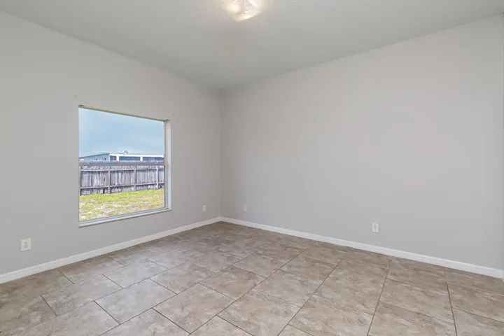 232Aldoro-21