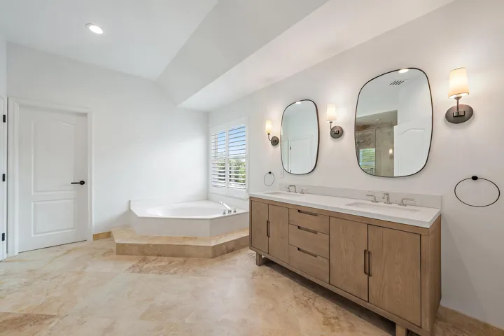 Primary Bathroom (Upstairs)