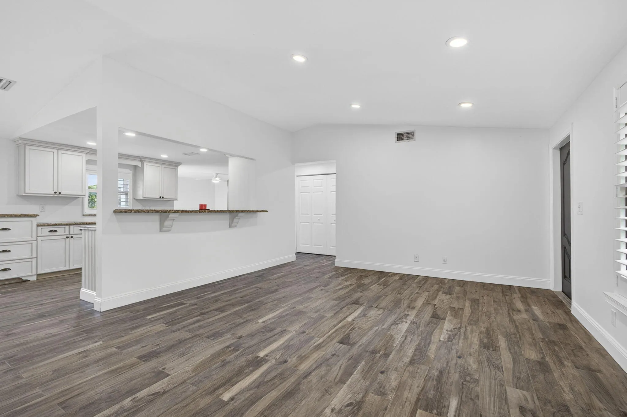 12-web-or-mls-BS1A0945