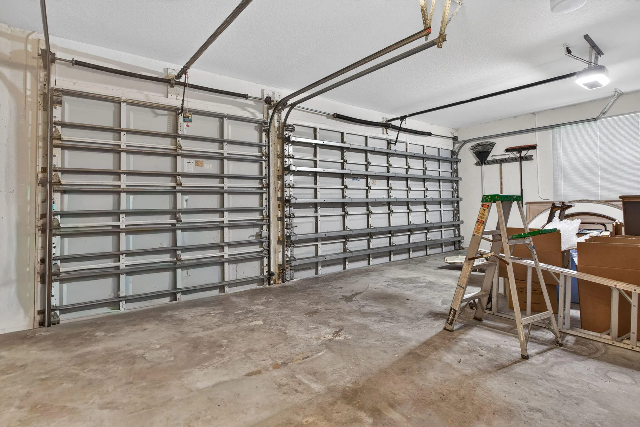 Property photo 43