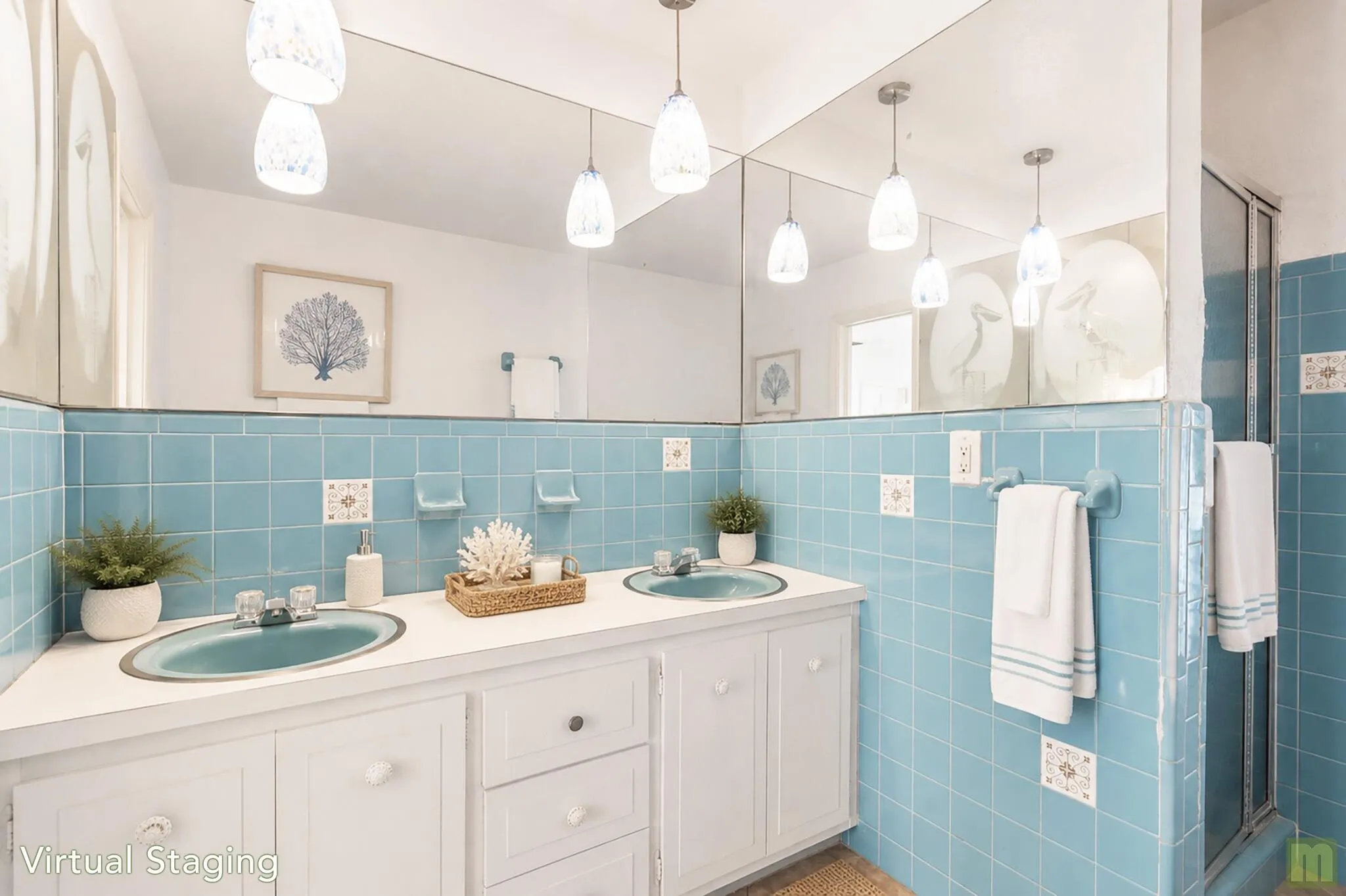 33 bath1a - staged