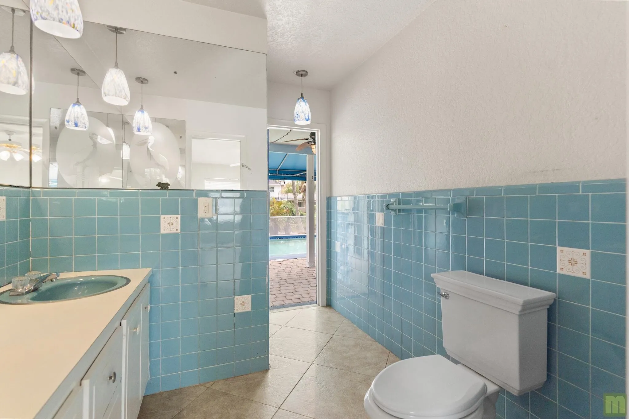 32 bath1c