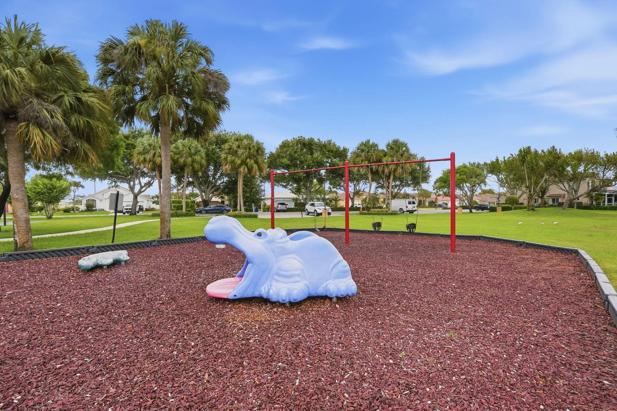 45-web-or-mls-3916_Cypress_Lake_Drive_04