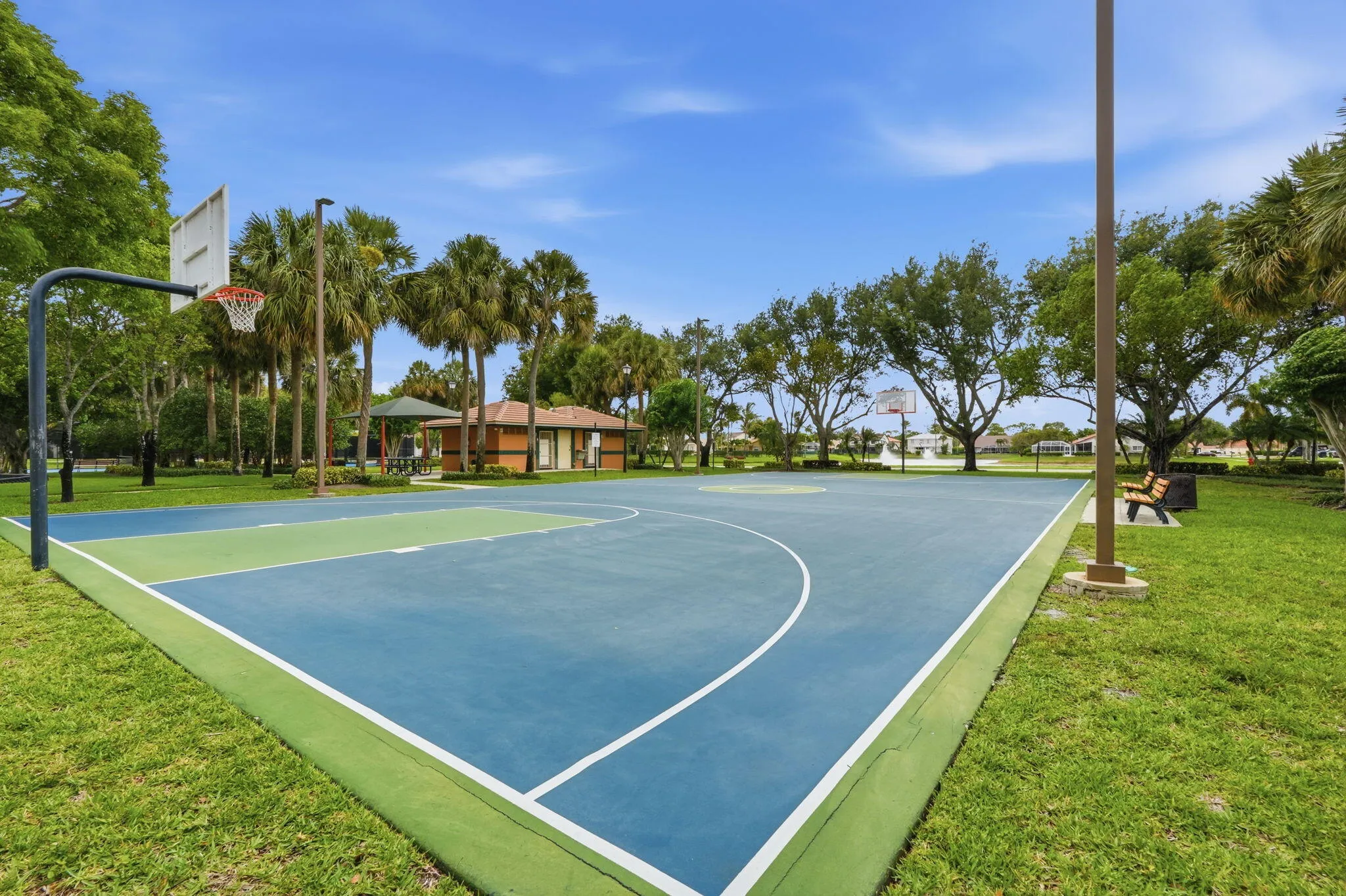 43-web-or-mls-3916_Cypress_Lake_Drive_04