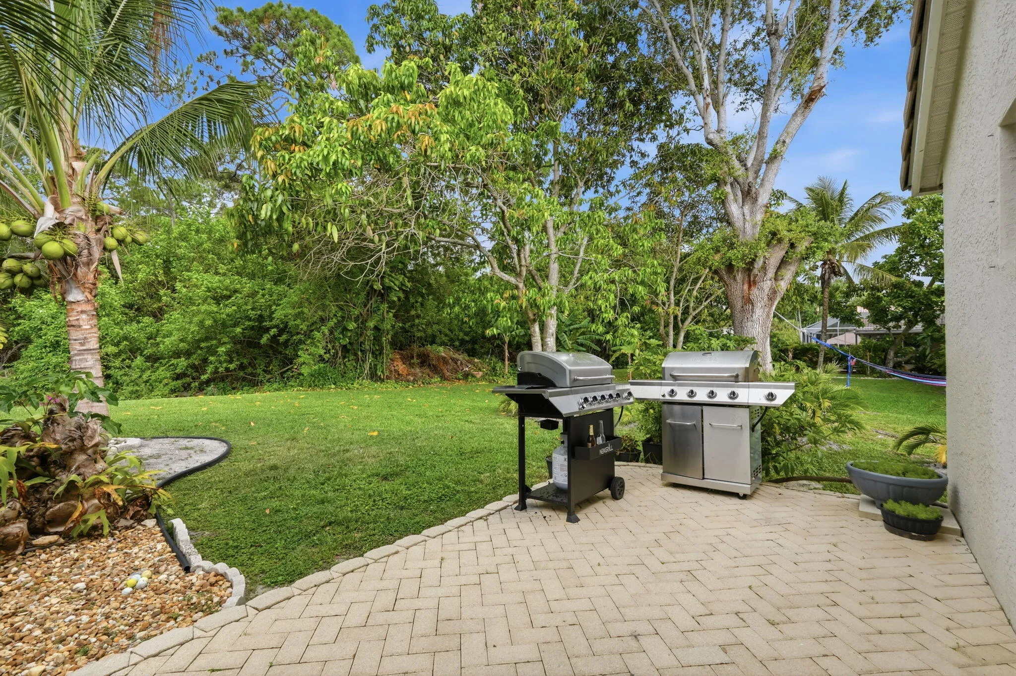 38-web-or-mls-3916_Cypress_Lake_Drive_03