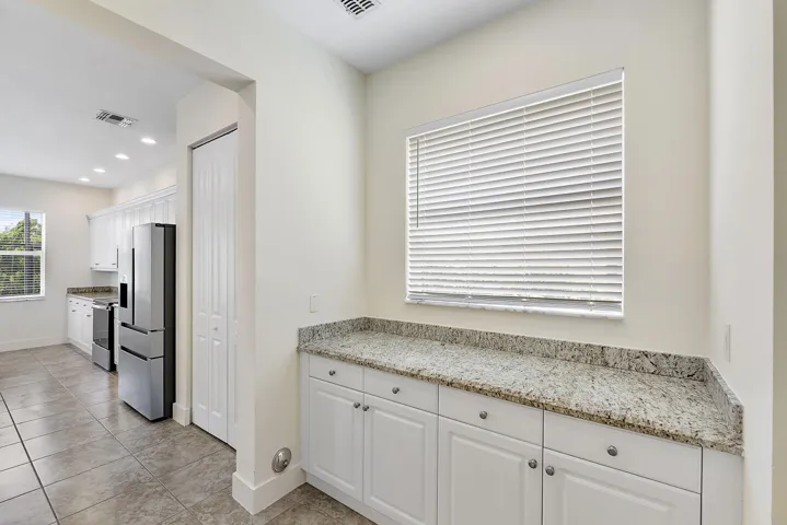2392 Bellarosa Cir_034
