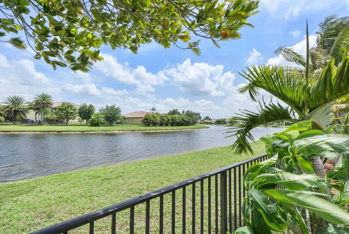 2392 Bellarosa Cir_022