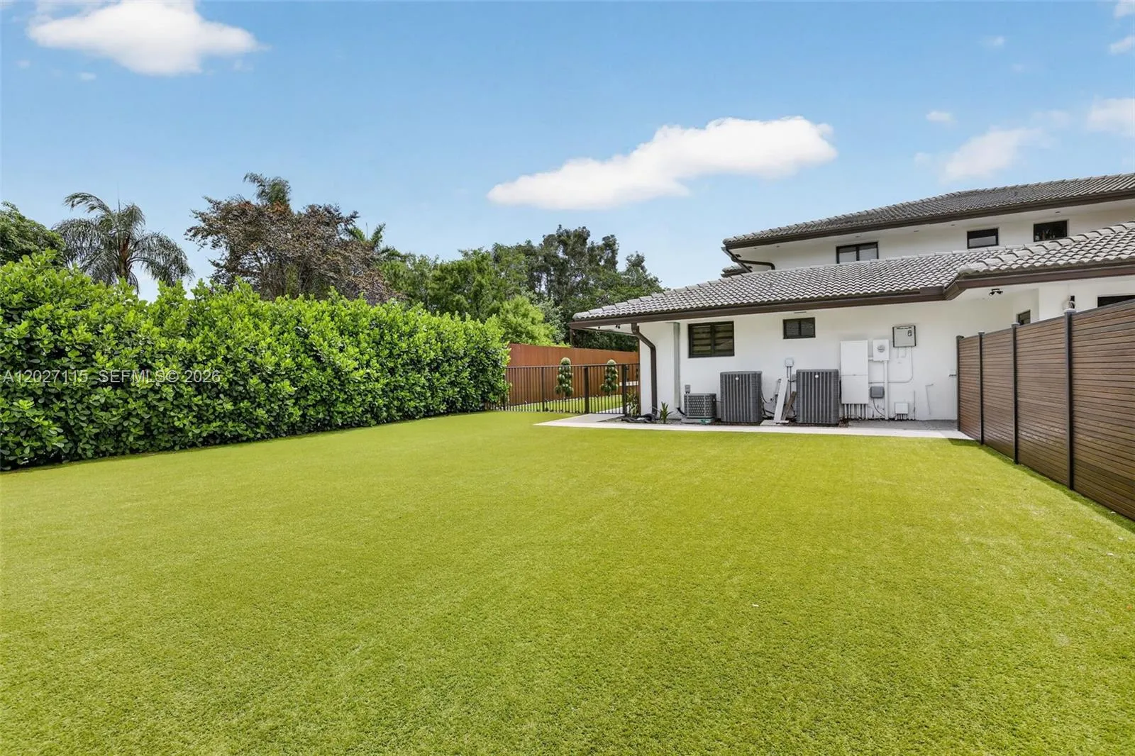 Property photo 202
