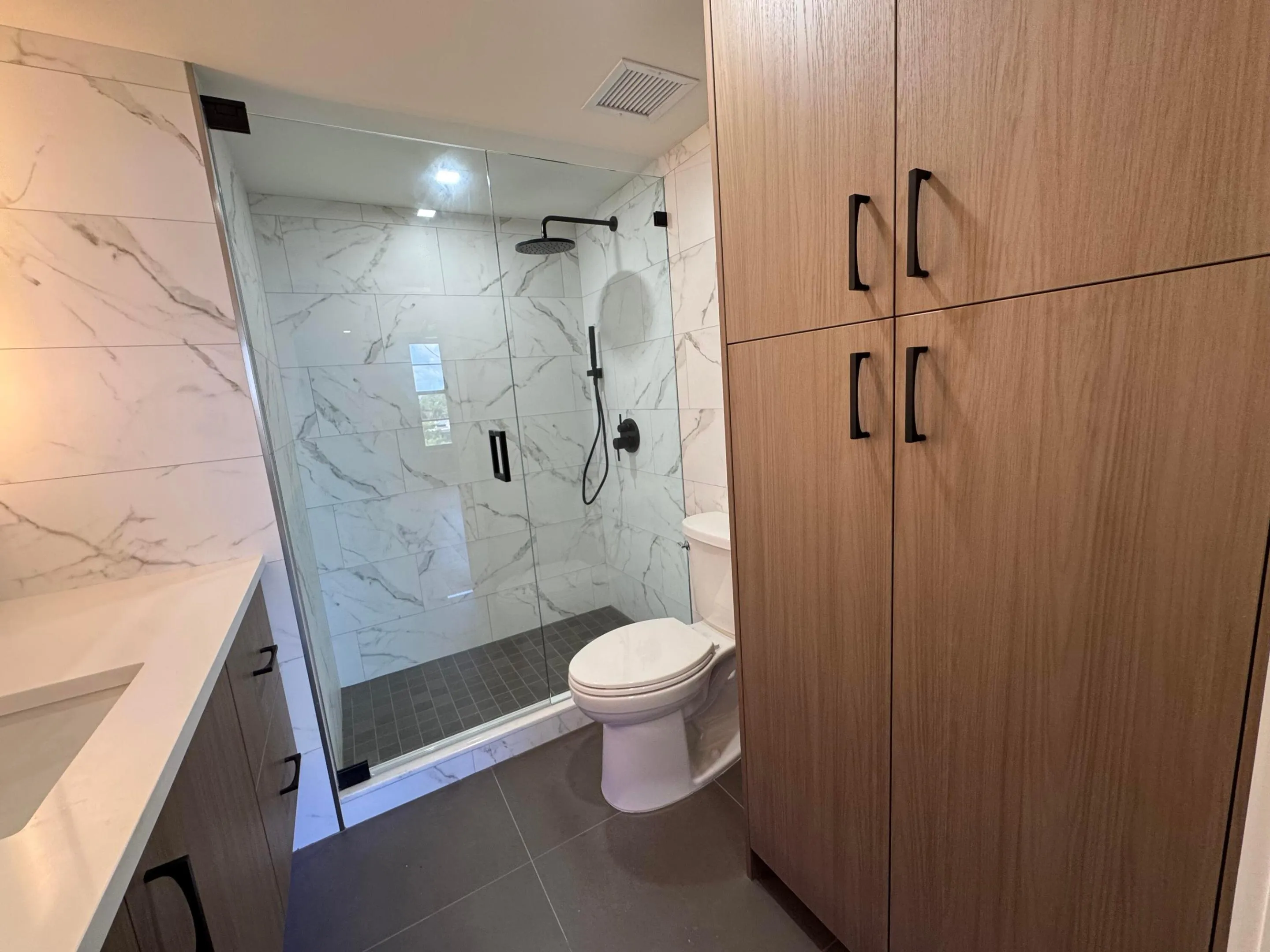 603 bath cabinet