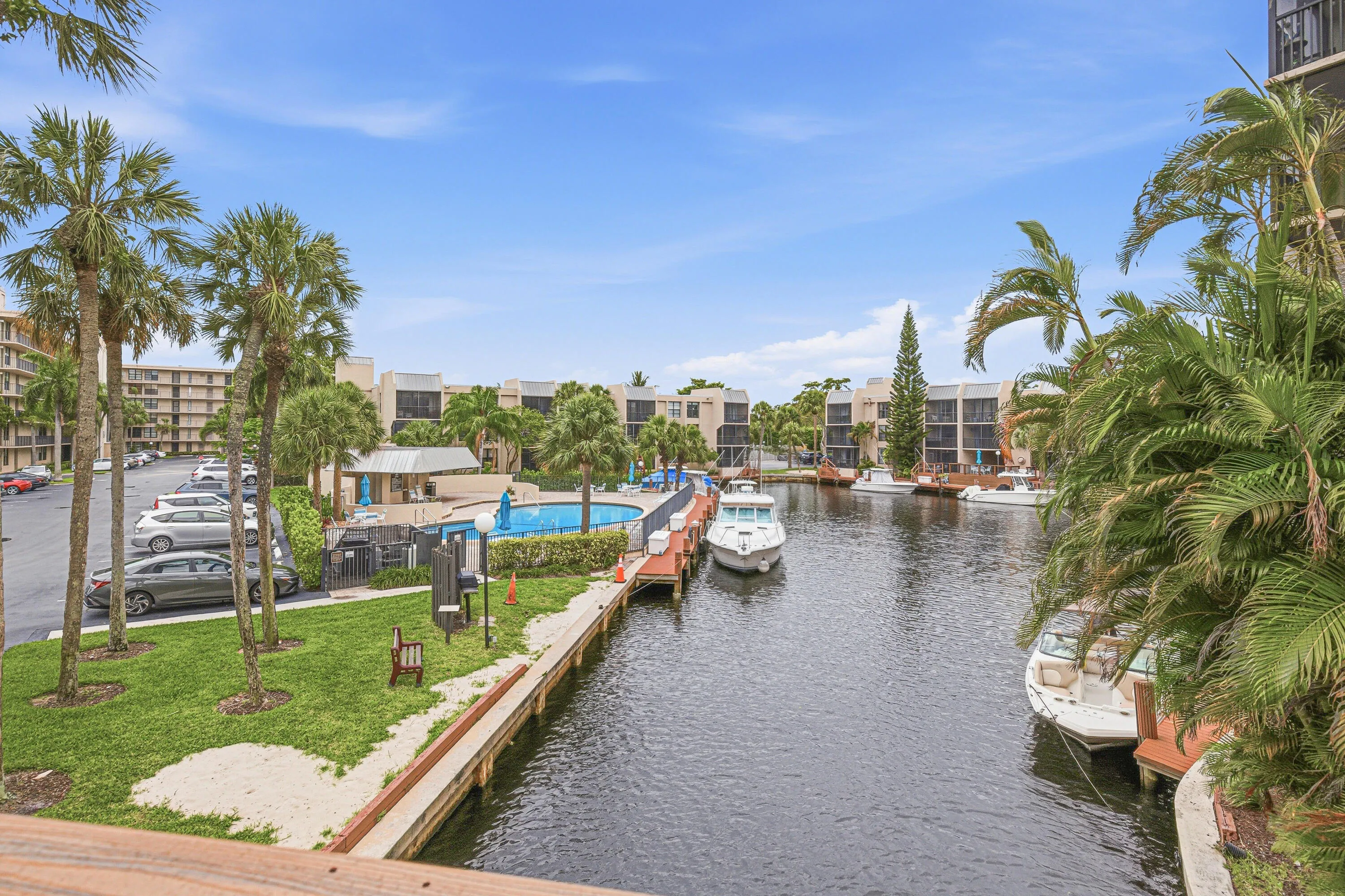 Front Building-Canal