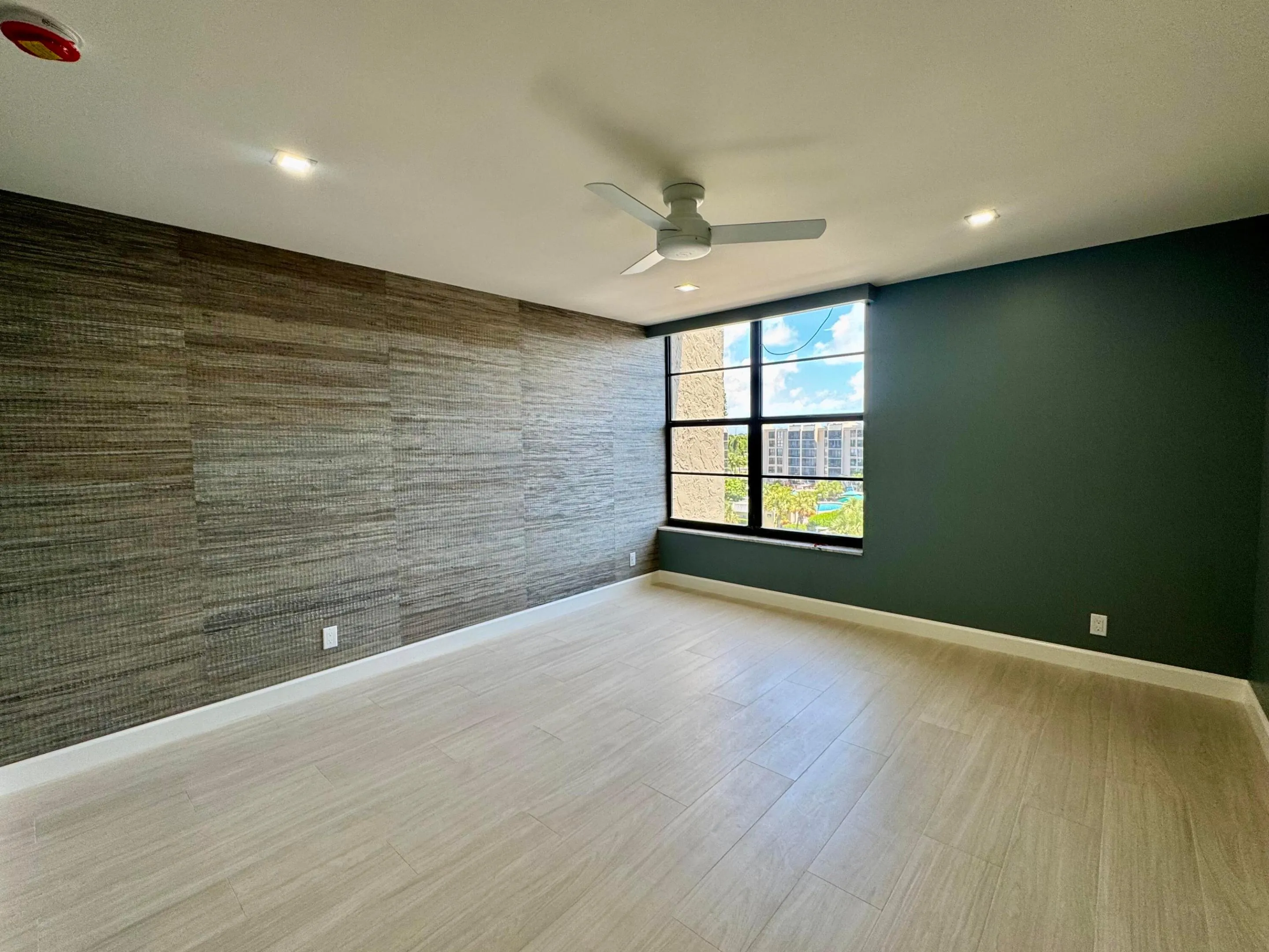 603 m bedroom