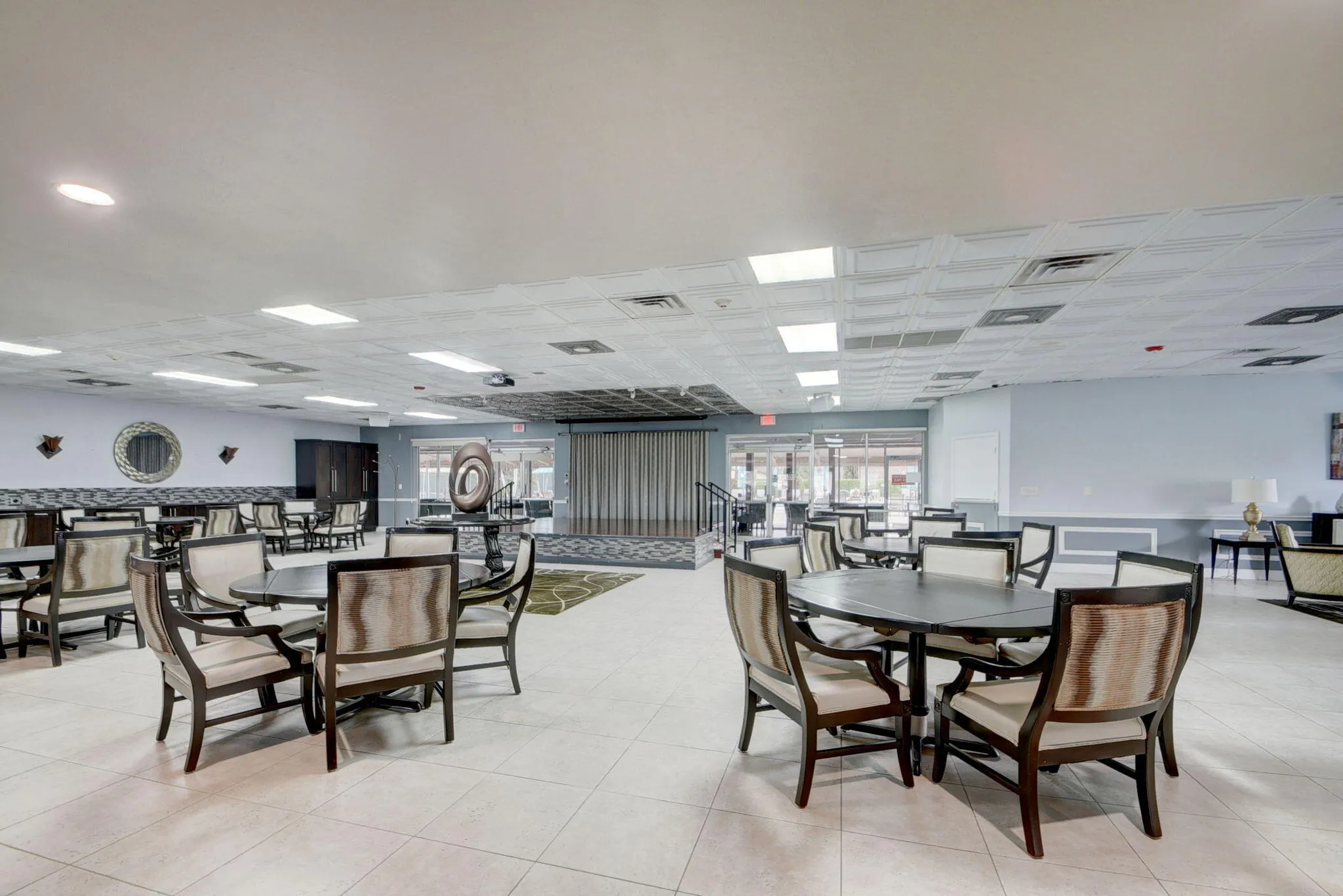 46-web-or-mls-Golden Lakes clubhouse B (