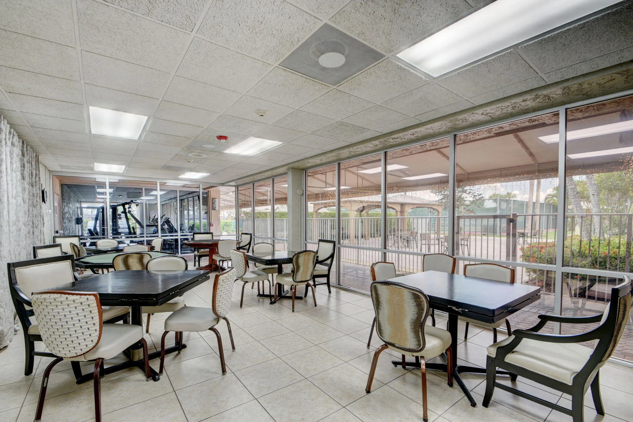 49-web-or-mls-Golden Lakes clubhouse B (
