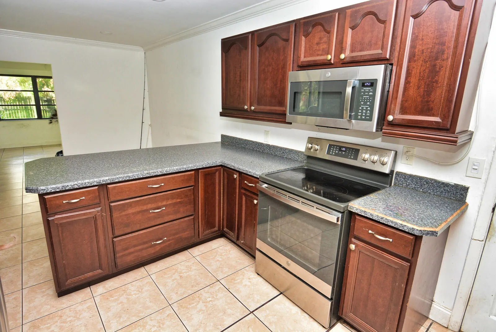 Property photo 31