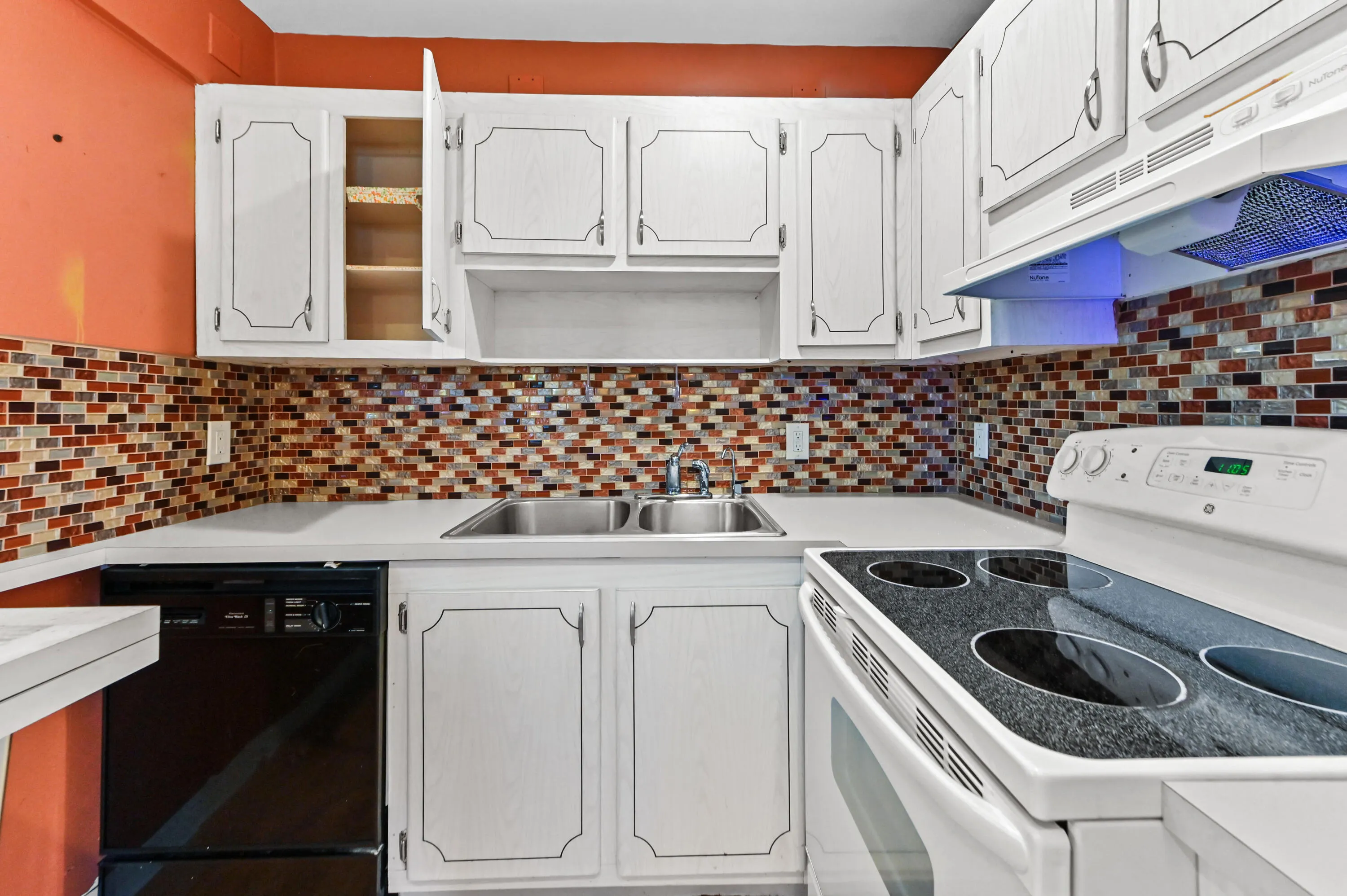 12 Kitchen 03