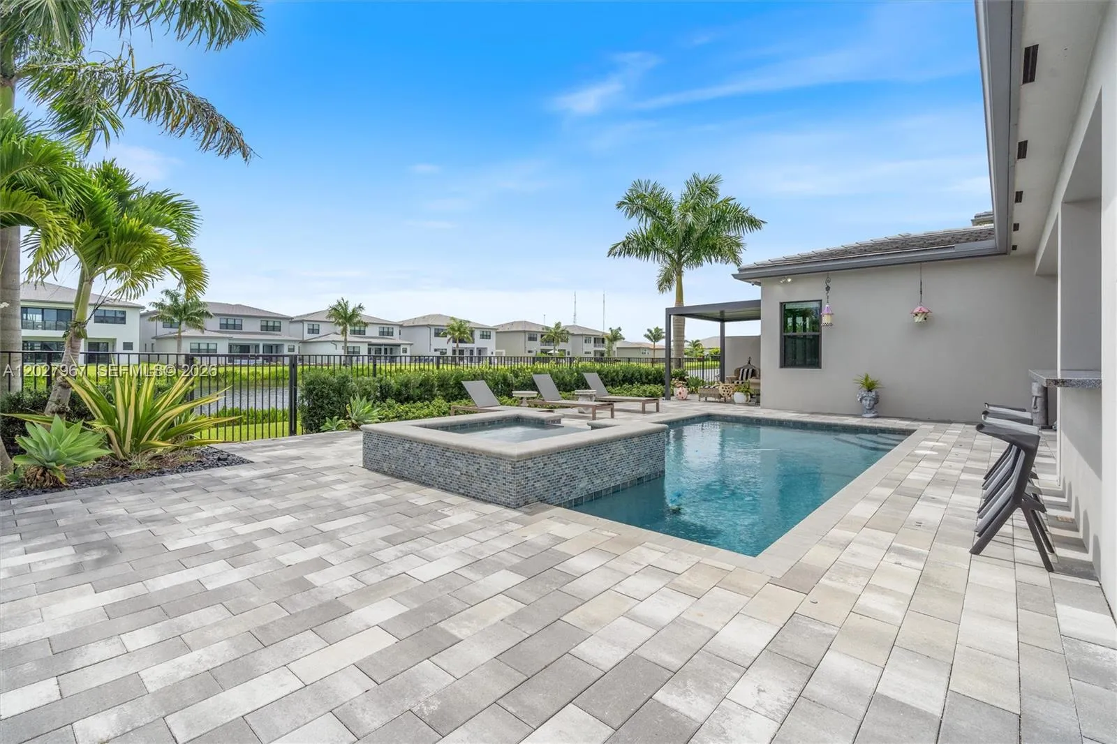 Property photo 44