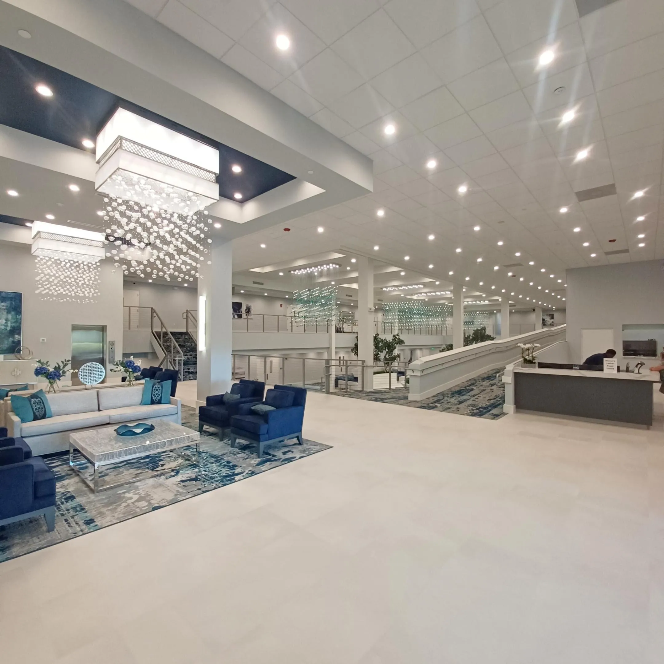 Atrium 7