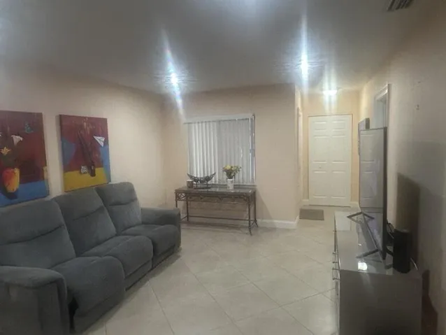 pic33
