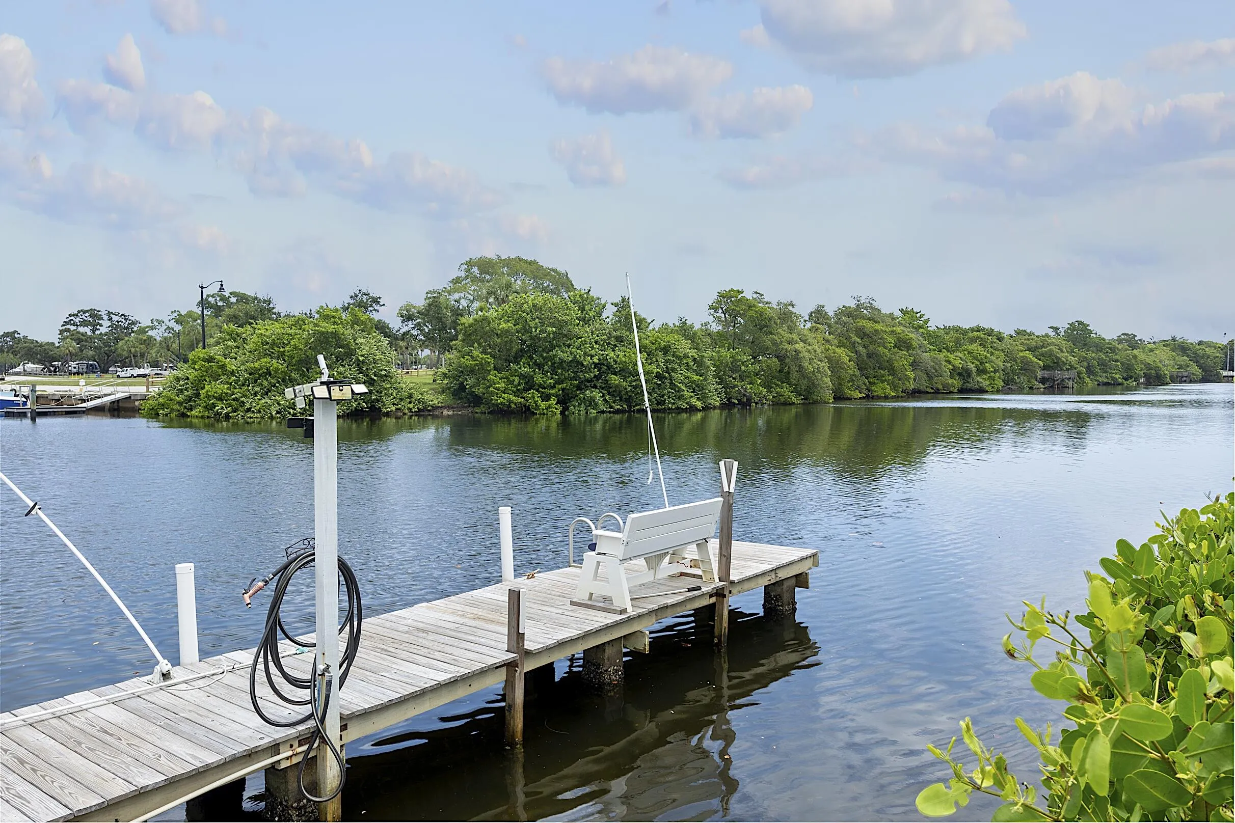 Dock