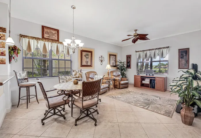 Breakfast area and family room off the kitchen
