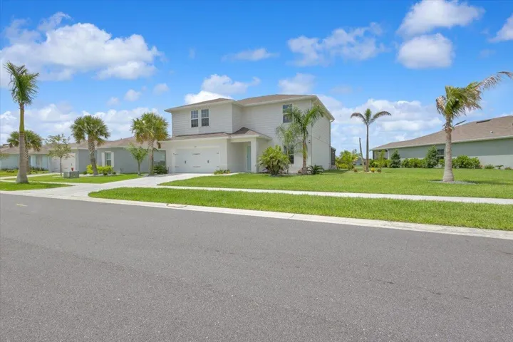 Corner lot with community sidewalks