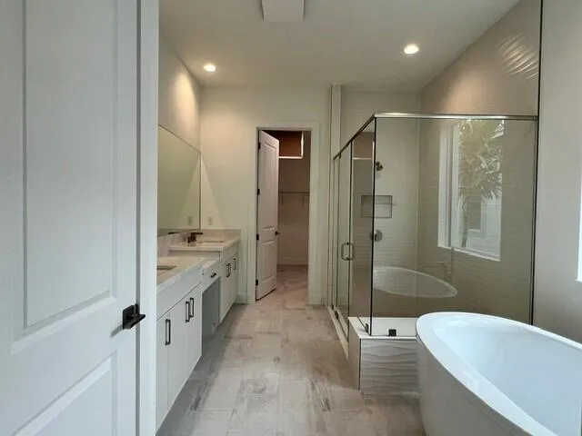 LUXURIOUS PRIMARY BATHROOM