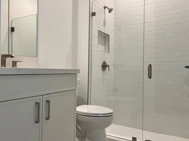 PRIVATE GUEST BATHROOM