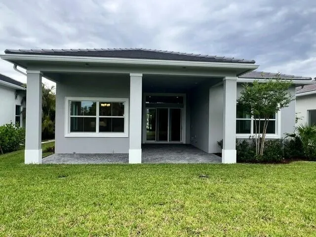 ADDITIONAL LANAI OPTION