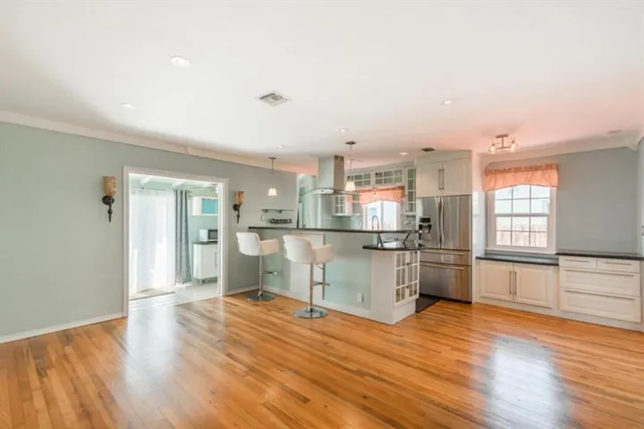 Living Kitchen
