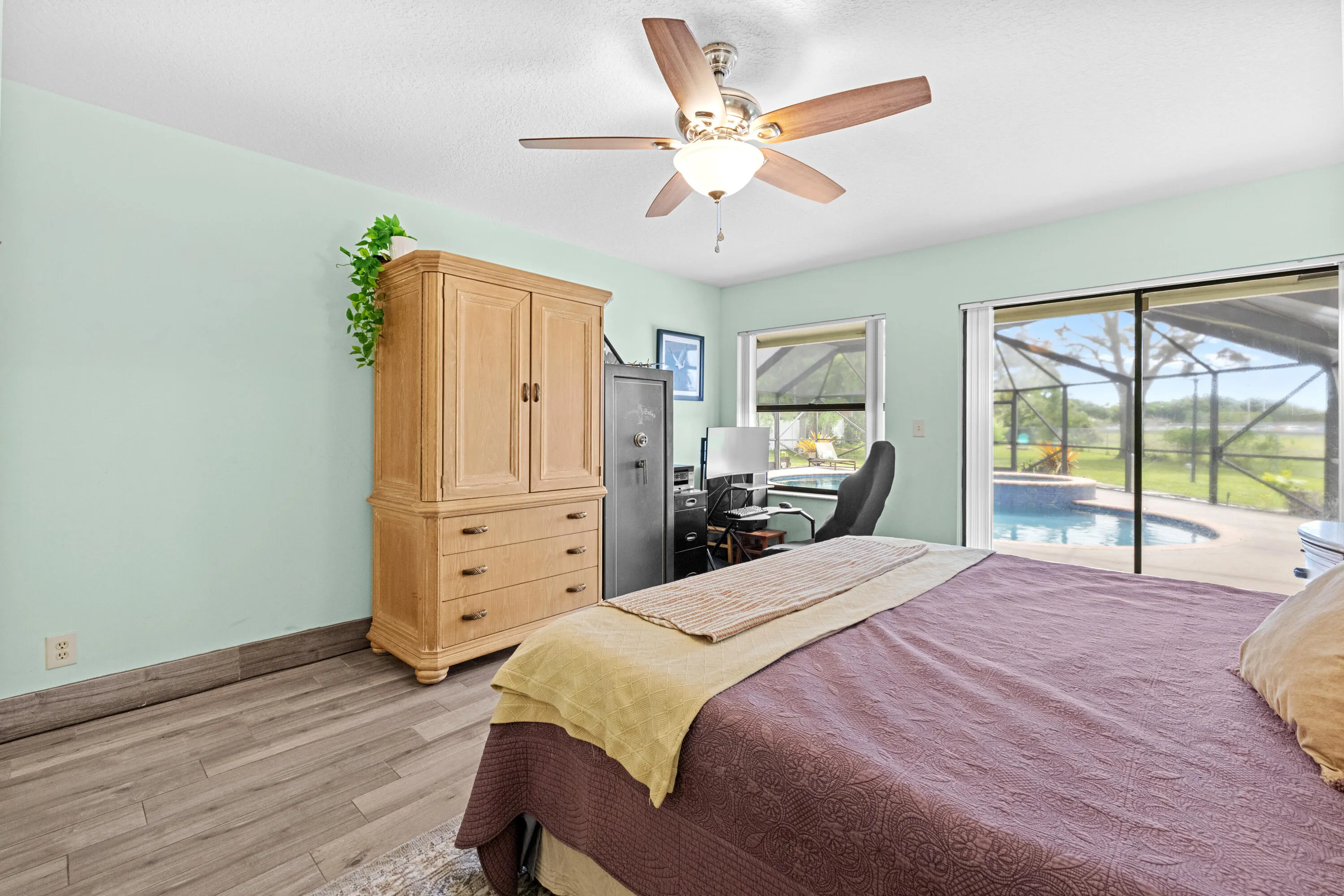 Primary bedroom