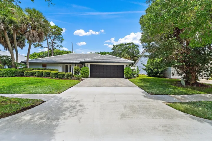 002-18169LakeBendDr-Jupiter-SMALL