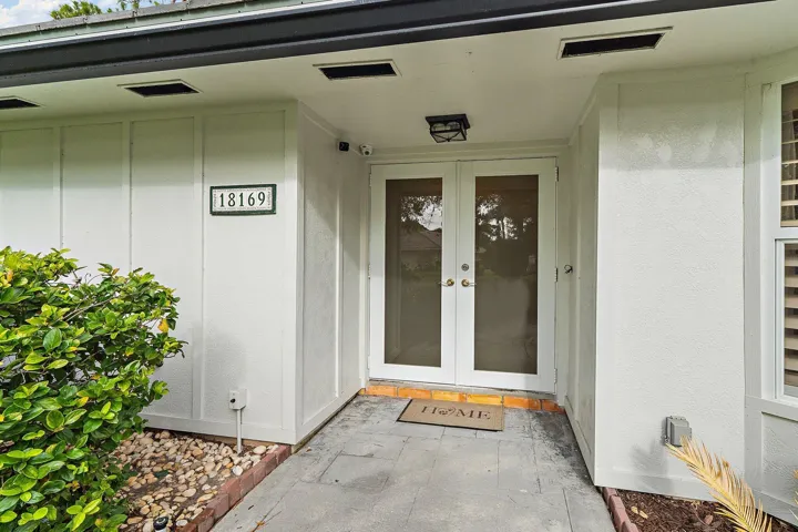 027-18169LakeBendDr-Jupiter-SMALL