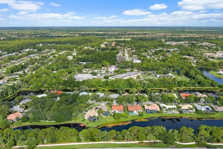 001-18169LakeBendDr-Jupiter-SMALL