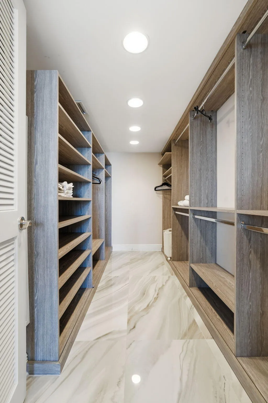 7-web-or-mls-3450_S_Ocean_Blvd_Apt_601_0