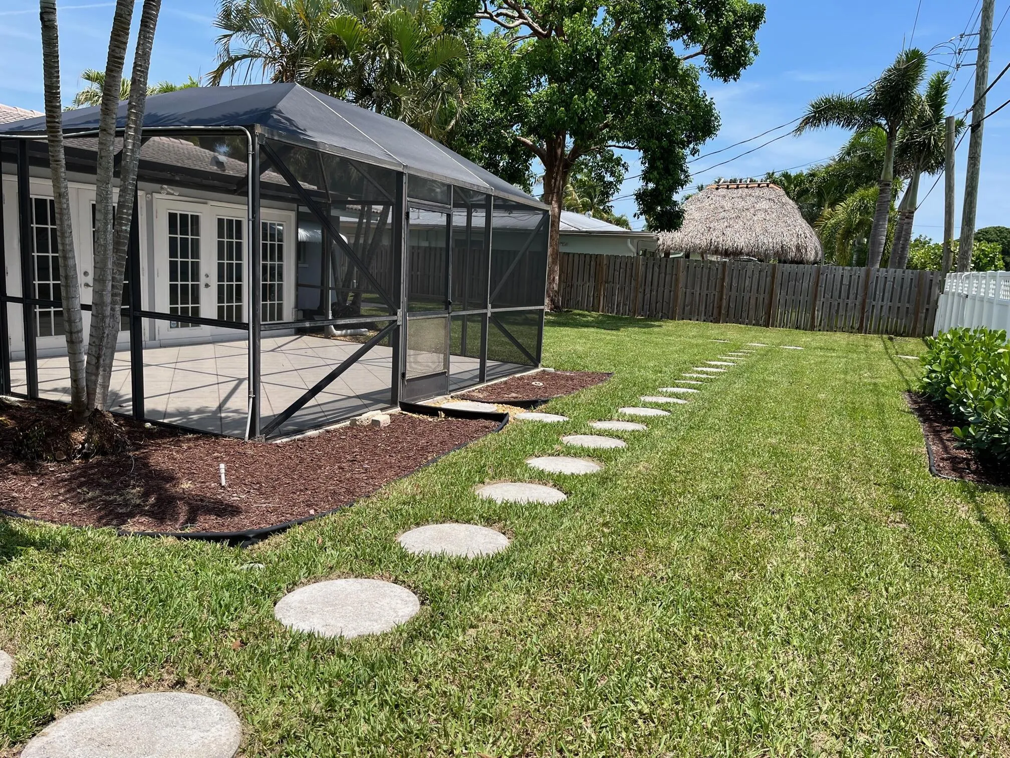 Enjoy this amazing yard!