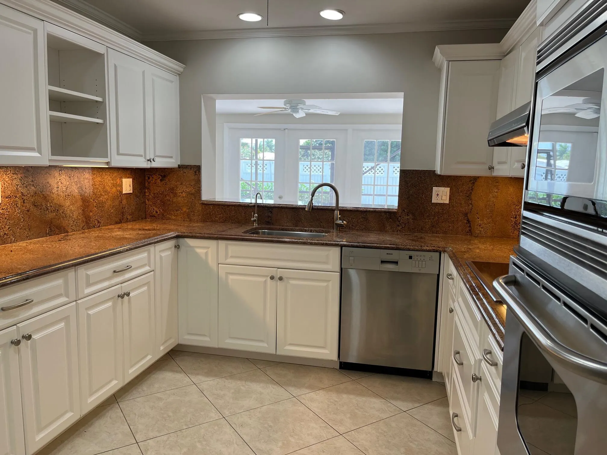Kitchen/Abundance of Cabinets