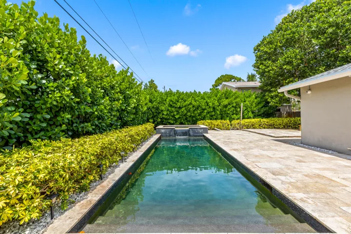 Pool Long View