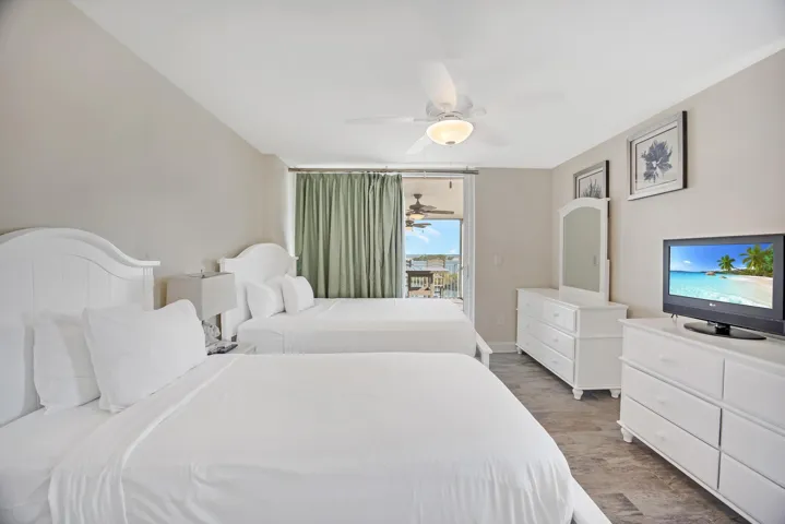 Guest bedroom
