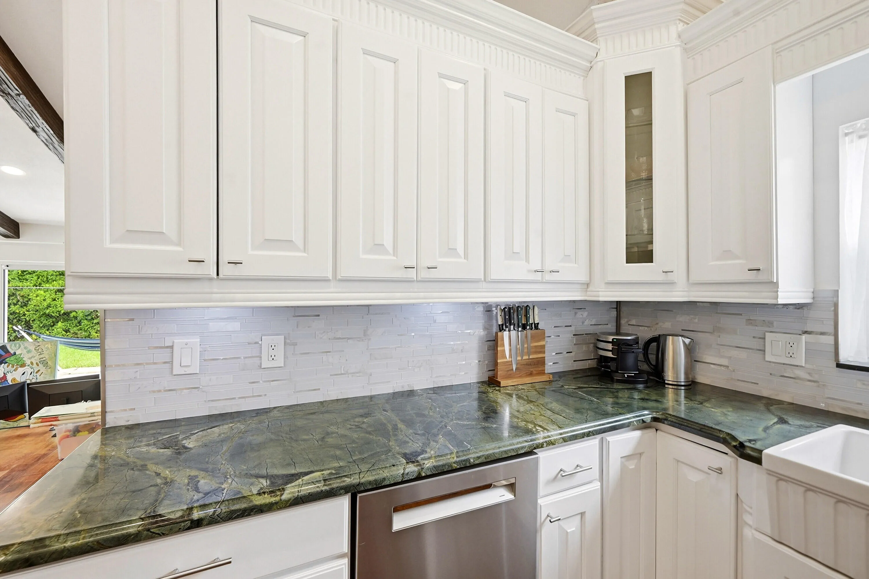 14_kitchen
