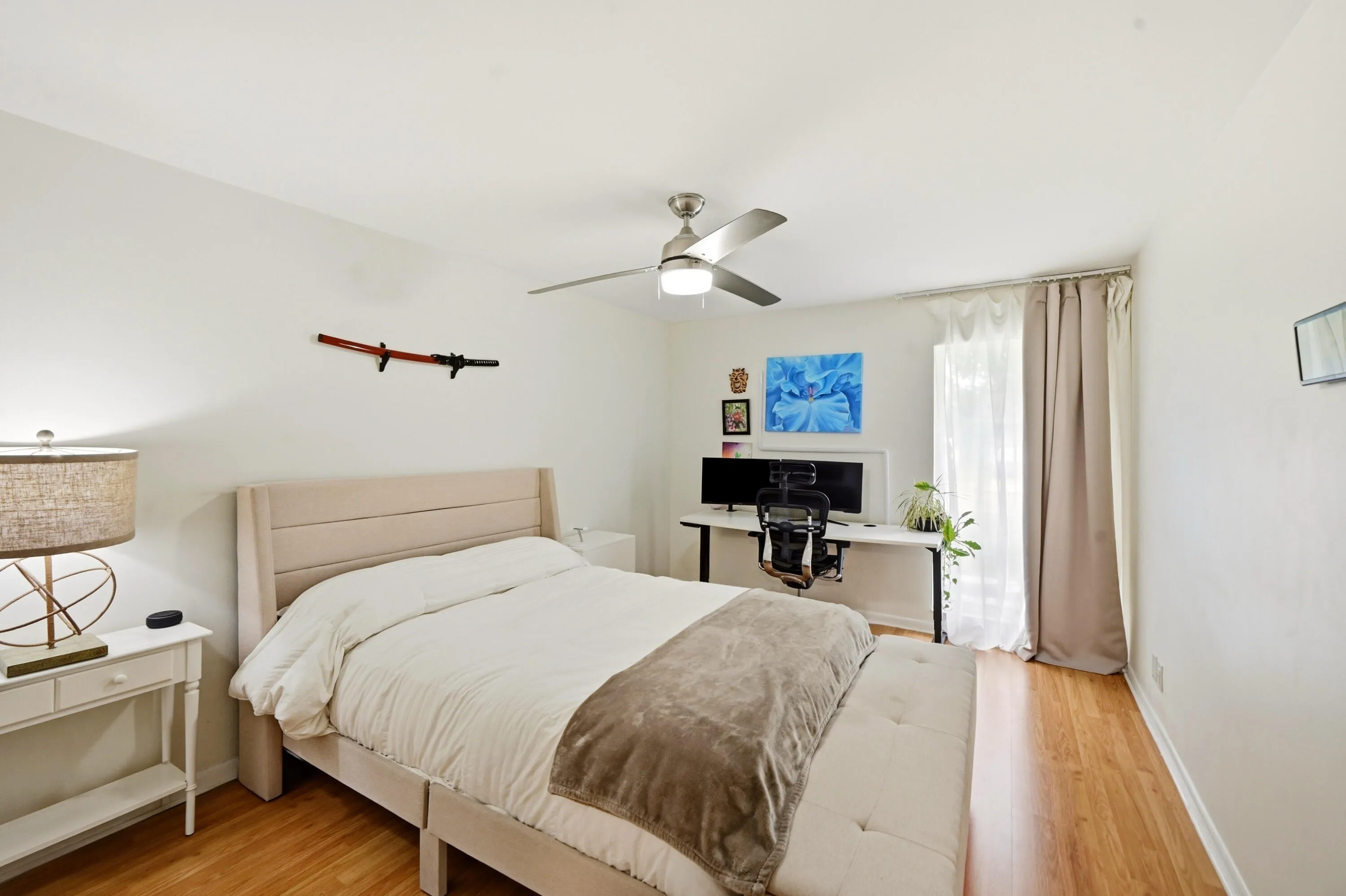28_bedroom 1