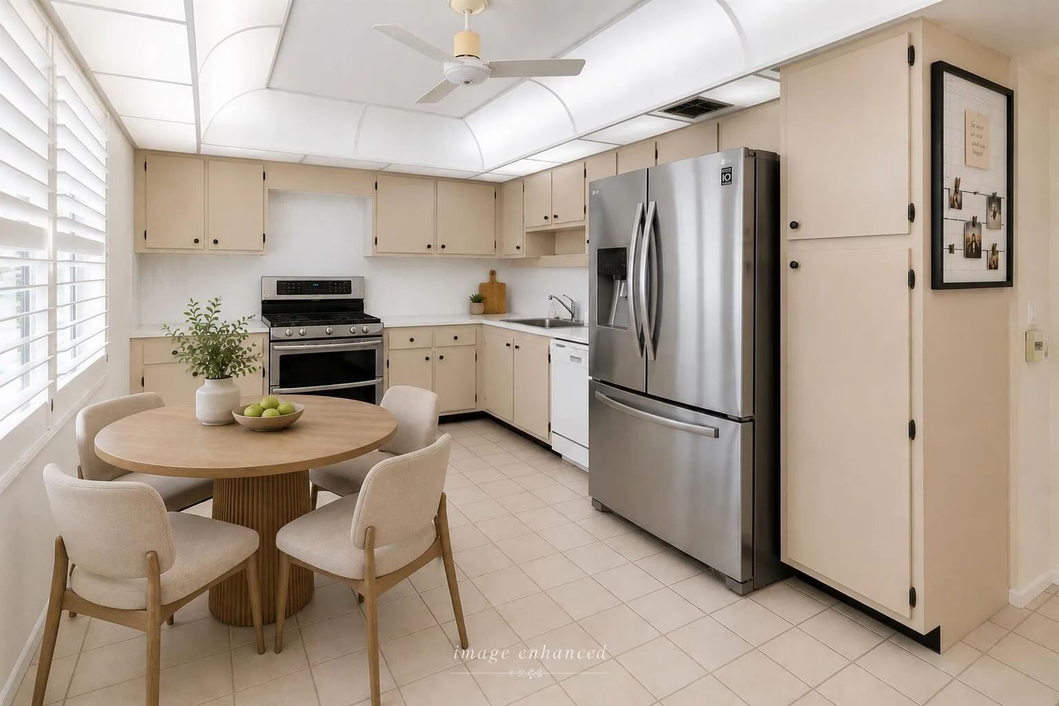 virtually staged kitchen 3095